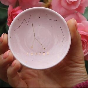 Lucky Feather ‘Cancer’ Zodiac trinket dish